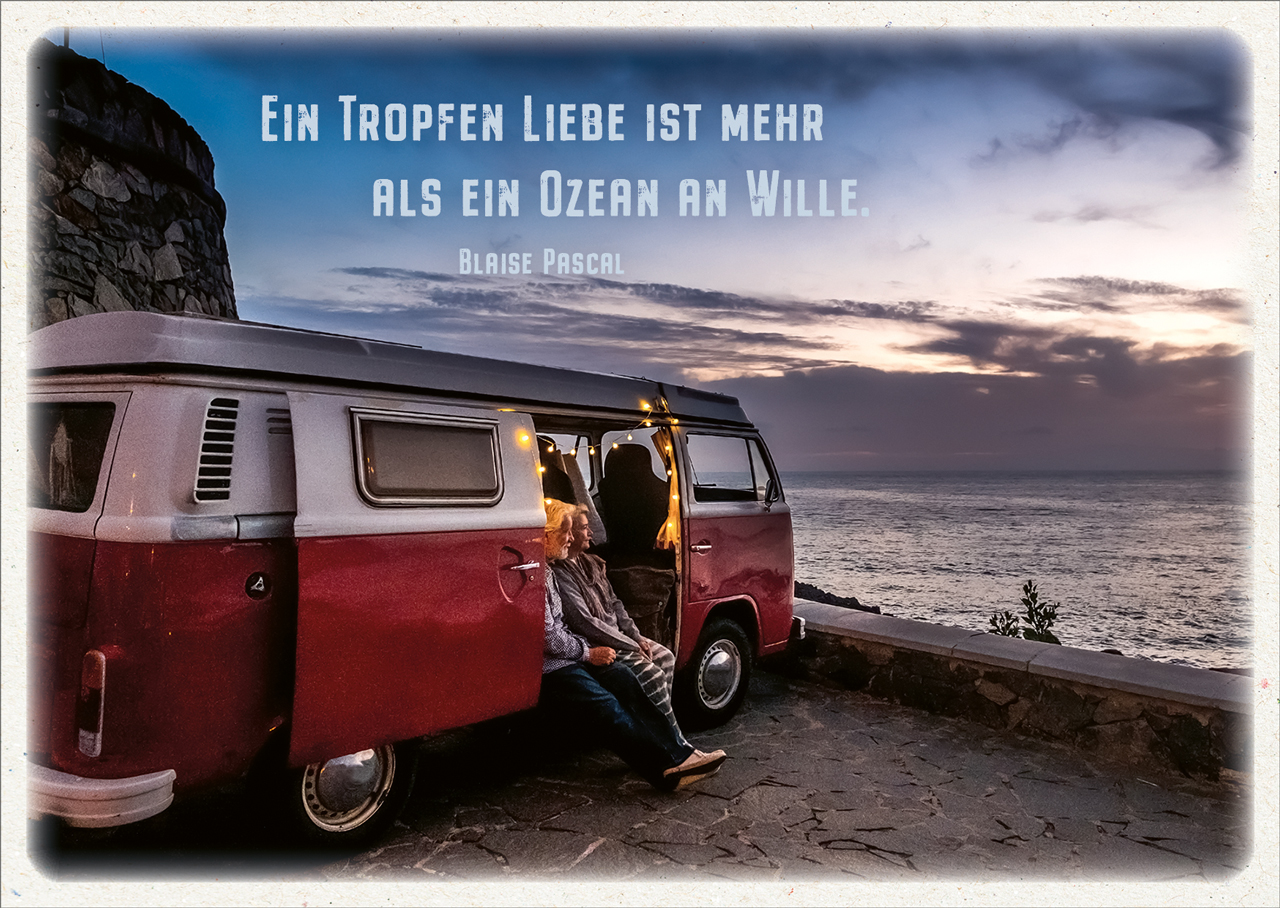 Postkarte Ein Tropfen - Bulli am Meer - (14,8 x 10,5 cm) Postkarte Ein Tropfen - Bulli am Meer - (14,8 x 10,5 cm)
