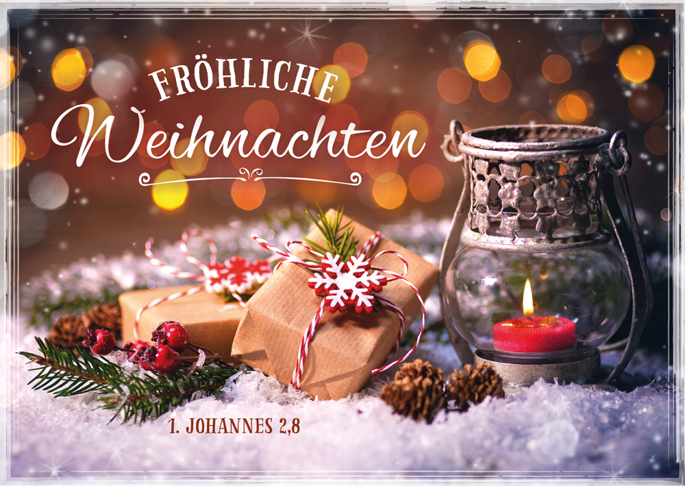 Postkarte Weihnachten Päckchen im Schnee -  Anlass: Weihnachten (14,8 x 10,5 cm)